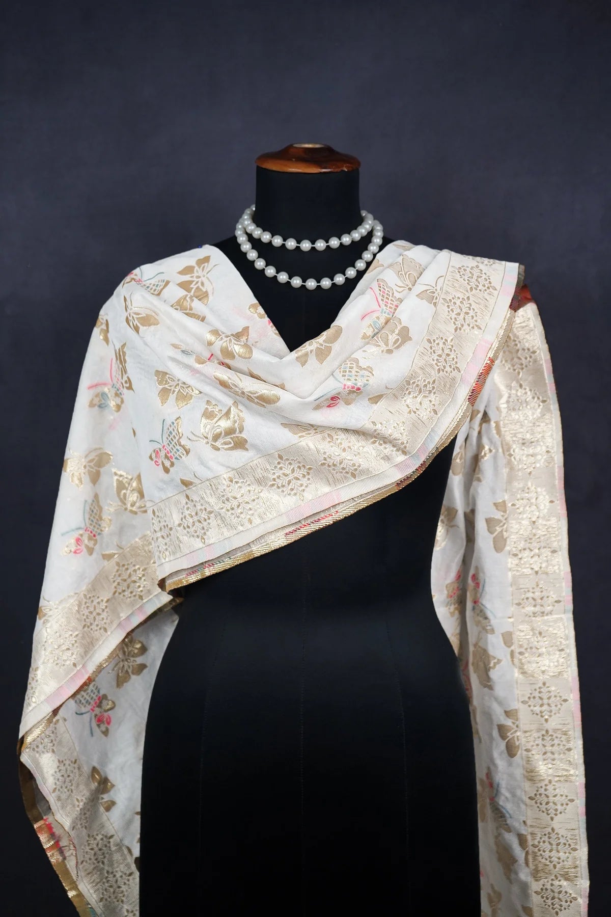 White Chanderi Dupatta With All Over Thread And Zari Handloom PG-112 - Design For Destiny